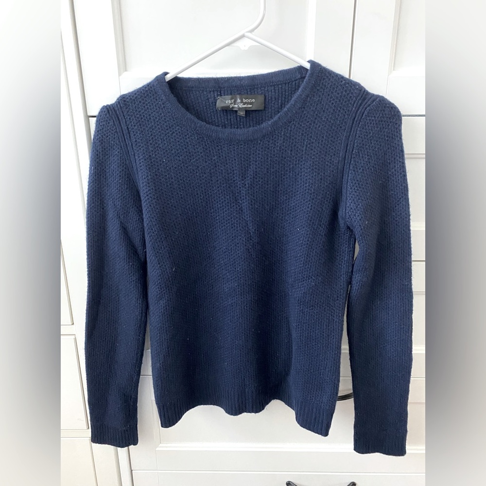 100% cashmere rag & bone pullover sweater w suede elbow patches